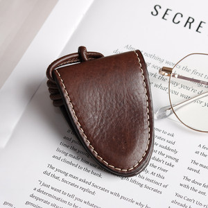 Vintage Top Layer Leather Neck Pouch Manufacturer With Magnetic Closure For Outdoor Travel - Product Image 2