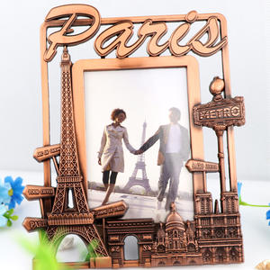 <span class=keywords><strong>Cadre</strong></span> <span class=keywords><strong>photo</strong></span> souvenir Tour Eiffel <span class=keywords><strong>Paris</strong></span> artisanal classique personnalisé, vente en gros usine - Product Image 1