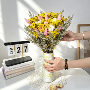 Décoration et fournitures de mariage : Bouquet de fleurs préservées, arrangement floral artisanal éternel en vase, cadeaux personnalisés pour la fête des mères et la mariée (DIY) - Product Image 4