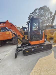Miniexcavadora Usada Hitachi ZX55USR de 5.5 Toneladas de Alta Calidad, Fabricada en Japón, con Motor, PLC, Bomba Hidráulica, Rodamientos, Caja de Cambios y Motorreductor - Product Image 4