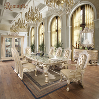 Ensemble de salle à manger de luxe classique néoclassique, table en bois sculpté à la main avec vitrine, pour salle de réception haut de gamme