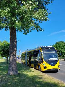 Autobús moderno de alta capacidad modelo 43300D serie VITOVT con sistema de conducción autónoma y diseño de confort para pasajeros - Product Image 2