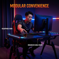 Bureau de jeu ergonomique moderne pour cybercafé, hôtel e-sport, avec effets RGB multiples, panneau de classe E0, vente en gros usine