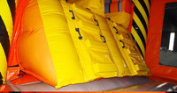 Structure gonflable commerciale combinée pour zone de chantier, avec toboggan et thème excavatrice géante, pour location événementielle, en PVC 0,55 mm