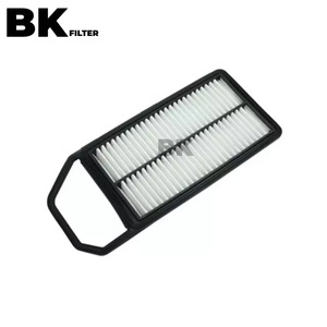 ไส้กรองอากาศ BK FILTER รุ่น 13780-M68P01 สำหรับรถยนต์ซูซูกิ APV และอีซูซุ - Product Image 1
