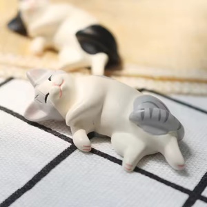 6 Peças de Mini Figuras de Gato Dormindo em Resina Kawaii, Estatuetas Miniaturas para Decoração de Casa e Acessórios de Mesa - Product Image 5