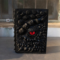 Carnet Dragon Eye : Artisanat en résine 3D créatif, œil du diable en relief, design unique inspiré du dragon pour journal intime