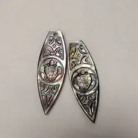 Pendentif en Nacre Noire de Tahiti, Breloques Coquillage Sculptées et Gravées à la Main, Tortue sur Planche de Surf pour Colliers Bijoux DIY