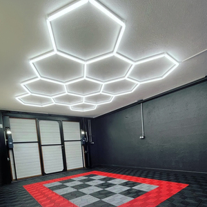 Éclairage LED Nid <span class=keywords><strong>d</strong></span>'Abeille Hexagrid à Haute Luminosité pour <span class=keywords><strong>Atelier</strong></span>, Station de Lavage Automobile et Plafond de Garage - Product Image 4