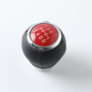 Pomo de Palanca de Cambios de Cuero Negro con Detalles Cromados para Subaru, Diseño Ergonómico - Product Image 4