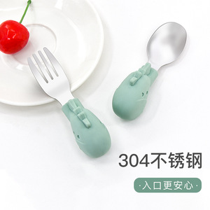 Tenedor y cuchara de silicona para alimentación de bebés, mango de acero inoxidable 316 con forma de ciervo, utensilios de entrenamiento para niños de 1 a 2 años - Product Image 5