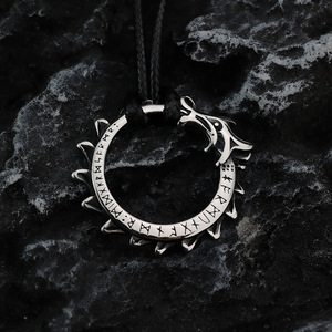 Collar Vikingo con Colgante de Dragón Lunar para Hombre, Estilo Nórdico Retro, de Acero Inoxidable, Geométrico Asimétrico, Ideal para Regalo - Product Image 2