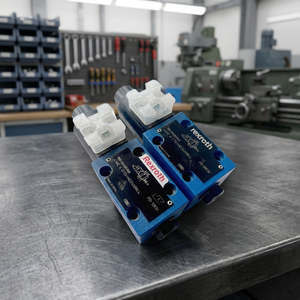 Vanne directionnelle à solénoïde Rexroth 4WE6D70 HG24N9K4 quatre voies 315 bars 60 L/min, vanne de commande hydraulique - Product Image 2