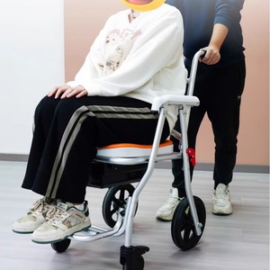 Chaise de douche Ome avec roulettes, antidérapante, capacité 150 kg, style moderne, en plastique, pour la sécurité au bain - Product Image 2