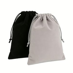 Sac de rangement à cordon en tissu épais et moelleux gris et noir anti-poussière pour bijoux et accessoires 15x20CM, personnalisable pour cadeaux et artisanat - Product Image 5