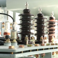 Transformateur redresseur immergé dans l'huile Jorge Reliable ZSS avec enroulement en cuivre 1000 kVA monophasé/triphasé pour système d'alimentation CC