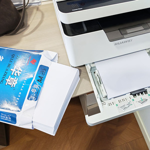 Entreprise manufacturière <span class=keywords><strong>de</strong></span> premier plan vendant du papier copie A4 80 g/m², <span class=keywords><strong>couleur</strong></span> blanche, 100 % pâte <span class=keywords><strong>de</strong></span> bois vierge, haute luminosité - Product Image 2