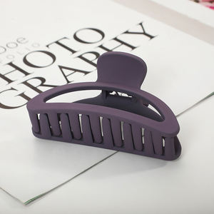 مقاطع بلاستيكية عالية الجودة كبيرة الشكل بشعار مخصص مقاطع بيضاوية قوية كبيرة غير لامعة - Product Image 6