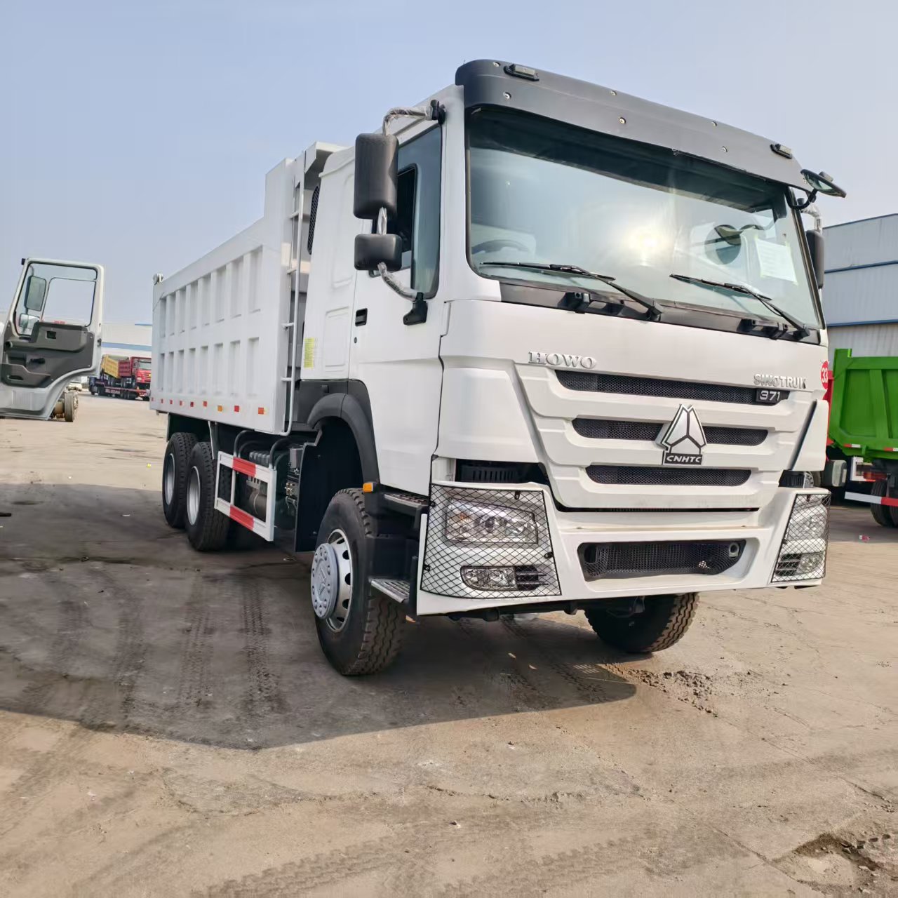 Б/у Sinotruk HOWO 40Ton 6x4 Дизельный самосвал