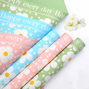 Vivace colorato <span class=keywords><strong>carta</strong></span> da imballaggio floreale con graziosa <span class=keywords><strong>margherita</strong></span> e modello Frangipani materiale impermeabile per mazzi <span class=keywords><strong>di</strong></span> regali e fioraio - Product Image 6