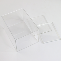 Lot de 2 boîtes de présentation transparentes pour figurines avec couvercle magnétique et languettes d'empilage sur le dessus et le dessous
