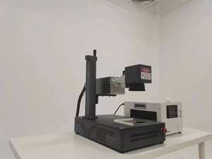 Machine de marquage <span class=keywords><strong>laser</strong></span> UV portable <span class=keywords><strong>355nm</strong></span> à bas prix d'usine UV refroidie à l'eau petit <span class=keywords><strong>laser</strong></span> découpant des feuilles en plastique, bouteilles en verre - Product Image 5