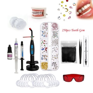 Kit de démarrage professionnel pour blanchiment dentaire avec logo personnalisé, bijoux dentaires en cristal doré DIY, kit de gemmes dentaires avec adhésif de fixation et adhésif photopolymérisable - Product Image 1