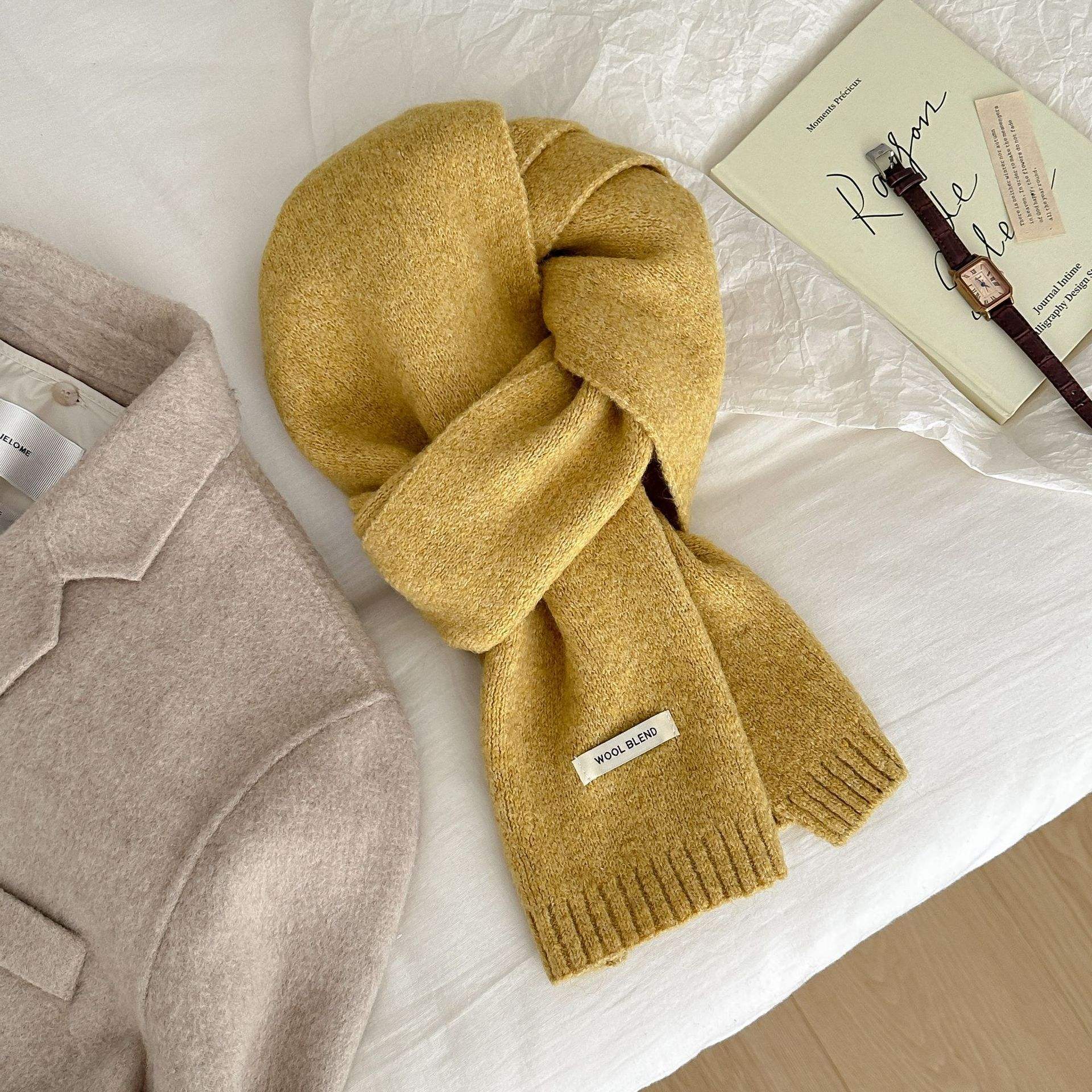 สีเหลือง