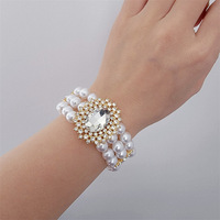 Bracelet rétro pour femme, orné de cristaux exagérés, de diamants et de perles d'imitation à plusieurs rangs