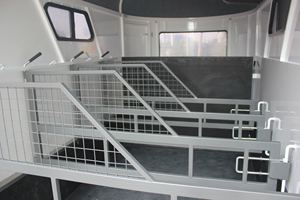 <span class=keywords><strong>3</strong></span> caballo ángulo carga <span class=keywords><strong>remolque</strong></span> presupuesto caballo flotar solo <span class=keywords><strong>para</strong></span> ti - Product Image 5