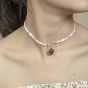 Collier vintage en or avec perle d'eau douce baroque naturelle, boucle OT, collier clavicule, style INS, pendentif tendance - Product Image 4