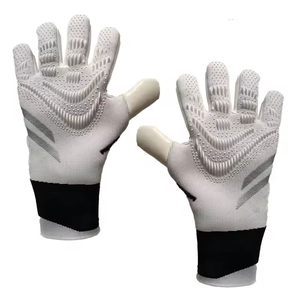 <span class=keywords><strong>Gants</strong></span> <span class=keywords><strong>de</strong></span> gardien <span class=keywords><strong>de</strong></span> but en cuir pour femmes, design Falcon, professionnels, antidérapants, respirants, à doigts entiers, personnalisables, pour utilisation en salle <span class=keywords><strong>de</strong></span> sport - Product Image 5