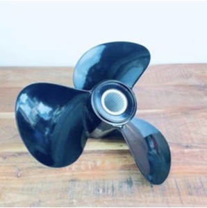 ใบพัดวอลโว่ เพนต้า ดูโอพรอป รุ่น B3 อะลูมิเนียม สำหรับเครื่องยนต์ DP 280 290 ระบบขับเคลื่อน Z หมายเลขอะไหล่ 854816 - Product Image 1