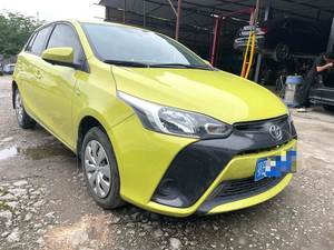 Per Toyota Yaris Hatchback: Freno di stazionamento elettronico per cambio automatico, sedili in pelle, pneumatici R15, telecamera posteriore - Tutto per la guida a sinistra - Product Image 3