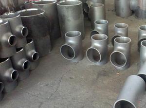 Raccords en acier au carbone Té égal Té réducteur Raccord <span class=keywords><strong>de</strong></span> soudage bout à bout sans couture Té droit - Product Image 4