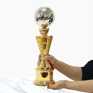 Usine <span class=keywords><strong>personnalisée</strong></span> Golden Resin Trophy Cup Awards Heavy Large Basketball Trophy Awards Souvenir OEM ODM Big Sport Trophy Cups - Product Image 3
