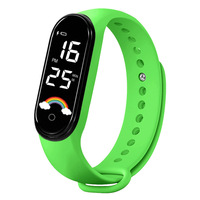 Nouvelle Montre LED Numérique Tendance 2026, Motif Arc-en-ciel Créatif, Boîtier Ovale Résistant à l'Eau, Unisexe, pour Couples et Enfants