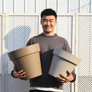 Pots <span class=keywords><strong>de</strong></span> plantes pour décoration <span class=keywords><strong>de</strong></span> la maison 23 <span class=keywords><strong>cm</strong></span> Pots <span class=keywords><strong>de</strong></span> jardin et jardinières minimalistes en plastique pour extérieur et intérieur <span class=keywords><strong>Pot</strong></span> <span class=keywords><strong>de</strong></span> fleurs <span class=keywords><strong>de</strong></span> 9.1 pouces avec logo personnalisé accepté - Product Image 4