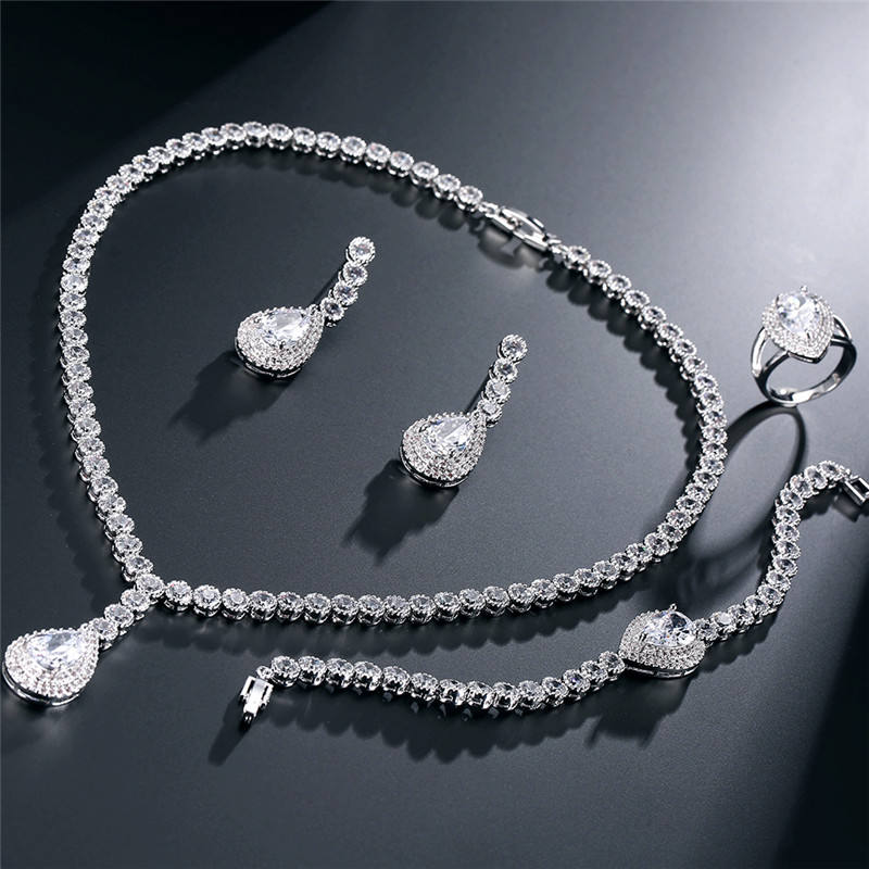 หินสะอาดชุบทองคำขาว