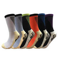 Chaussettes d'équipage athlétiques de football antidérapantes pour le sport Offre Spéciale Chaussettes de sport antidérapantes avec logo personnalisé et poignée de football