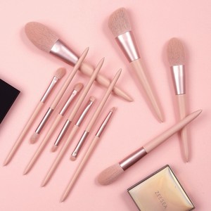 Set de 11 Brochas de Maquillaje Beige, Veganas, de Pelo Sintético, con Logotipo Personalizado, para Base, Polvo y Rubor, Profesionales, de Marca Privada, para Uso Diario - Product Image 1