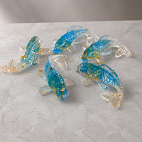 Mini statues de poissons Koi en cristal naturel gravé, décorations et souvenirs en résine de quartz, style amour, pour la guérison et l'artisanat