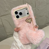 Coque de téléphone Kawaii élégante en peluche douce et chaude pour iPhone 18 17 Pro Max 16 15 14 13 avec breloque cœur et pompon, protection intégrale