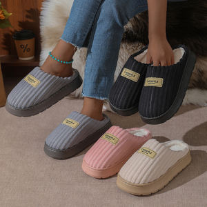 Nouveaux produits en gros : Chaussons d'intérieur à semelle EVA avec doublure en peluche, quantité minimale de commande - Product Image 1