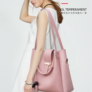 กระเป๋าถือดีไซน์แบรนด์ดังพร้อมโลโก้สั่งทำพิเศษสำหรับสุภาพสตรี ชุดกระเป๋าถือสำหรับสุภาพสตรี - Product Image 2