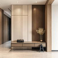 Console à chaussures moderne pour hall d'entrée avec banc à tiroirs flottant et mur décoratif en bois cannelé pour l'organisation intérieure d'appartement
