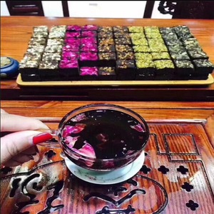 Tisane saine faite à la main 7 saveurs-Sucre brun naturel Roses séchées Dates Gingembre Cubes Goji Emballage individuel Boîte brute traitée - Product Image 4