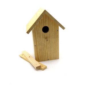Custom Houten Natuurlijke Ambachten Ongeverfde Outdoor Vogel Huis Speelgoed Houten Huisdier Huis Voor Kinderen - Product Image 6