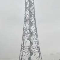 Torre de Comunicación Galvanizada por Inmersión en Caliente, Torre de Vigilancia con Soportes para Antena y Cabina de Observación