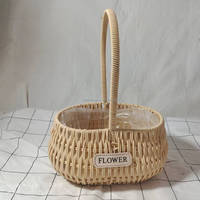 Panier en rotin PE de couleur marron ou beige fabriqué en usine, 18x18xH12x29cm, avec doublure en PVC et poignée, pour cadeaux ou fleurs